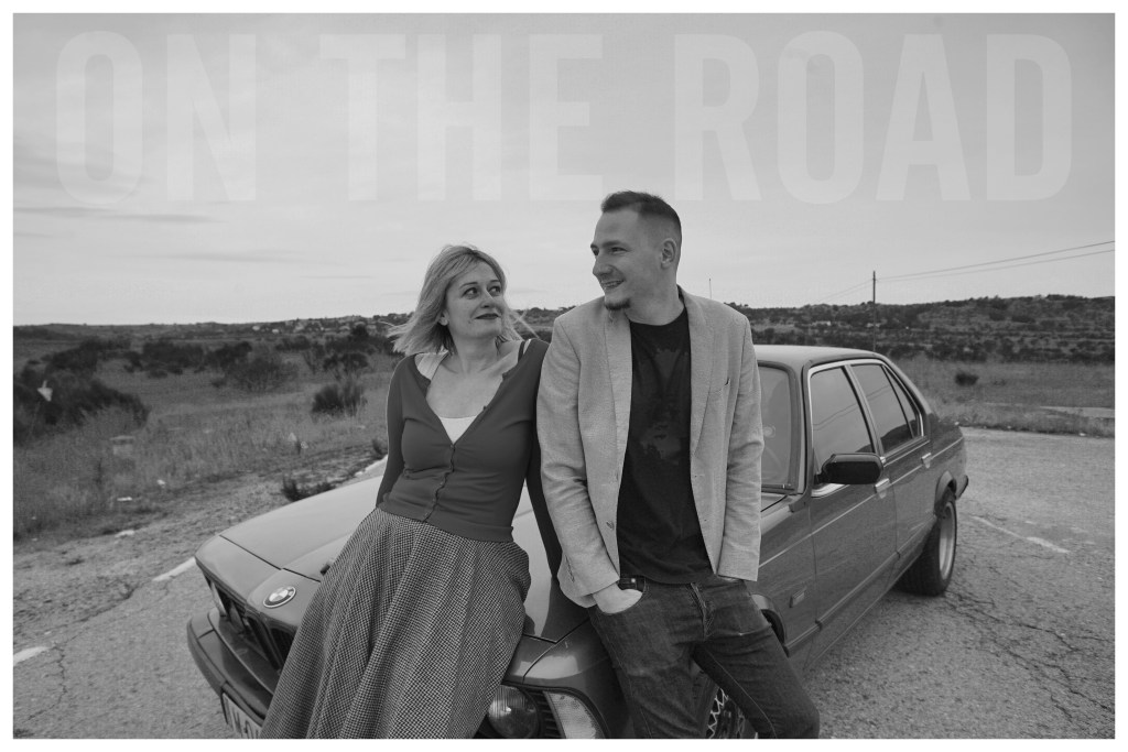 Una Guapa y Un Gualtrapa publican&nbsp;«Mainstream»